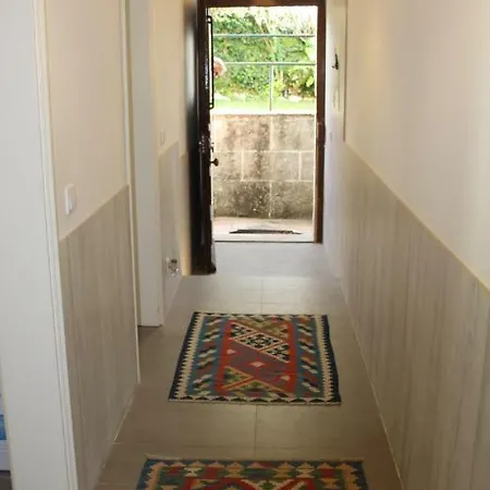 Casa Nas Avencas * Parede