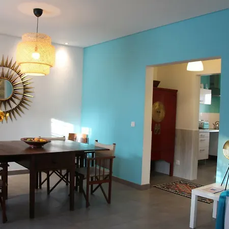 Casa Nas Avencas *